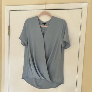 Beautiful Ann Taylor blouse in blue, size M